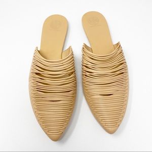 TORY BURCH  Siena Flat Tan Leather Mules